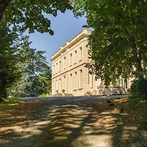 https://villa-les-pins-lempaut.midi-pyreneeshotels.com